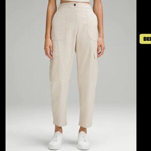 Lululemon Light Utilitech Cargo Pocket High-Rise Crop